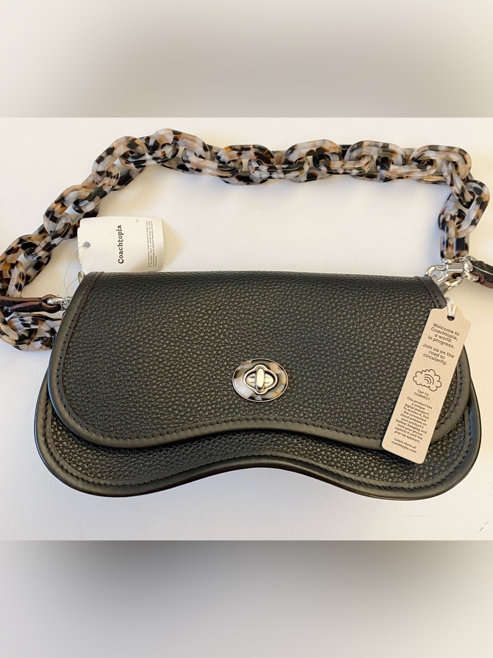 Coach  Coachtopia  Wavy Dinky Pebbled Leather. NEW! /but 1 Black Hangtags
